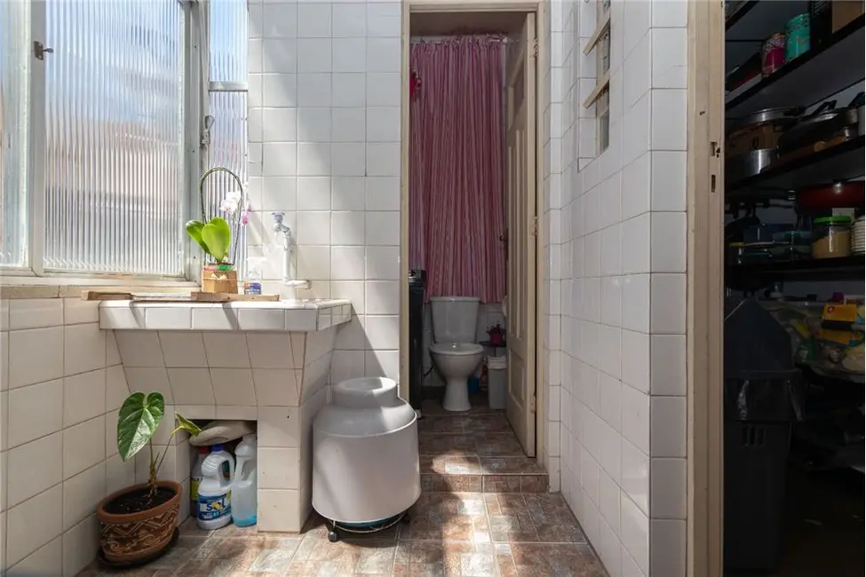 Foto 3 de Apartamento com 3 quartos à venda, 110m2 em Petrópolis, Porto Alegre - RS