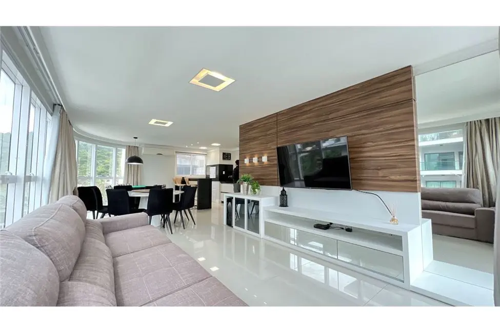 Apartamento com 4 quartos à venda, 180m2 em Itajai - SC - imagem 3 Foto 3 de Apartamento com 4 quartos à venda, 180m2 em Itajai - SC