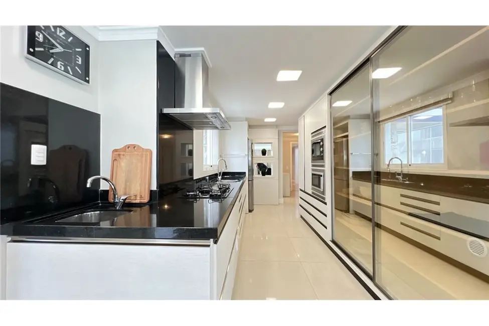 Apartamento com 4 quartos à venda, 180m2 em Itajai - SC - imagem 5 Foto 5 de Apartamento com 4 quartos à venda, 180m2 em Itajai - SC