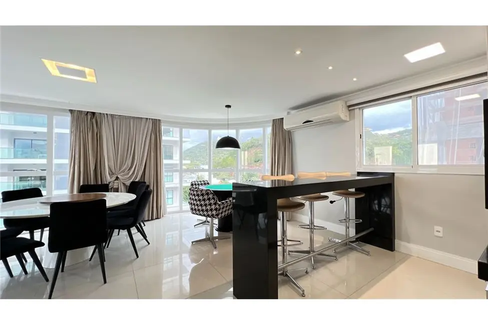 Apartamento com 4 quartos à venda, 180m2 em Itajai - SC - imagem 8 Foto 8 de Apartamento com 4 quartos à venda, 180m2 em Itajai - SC