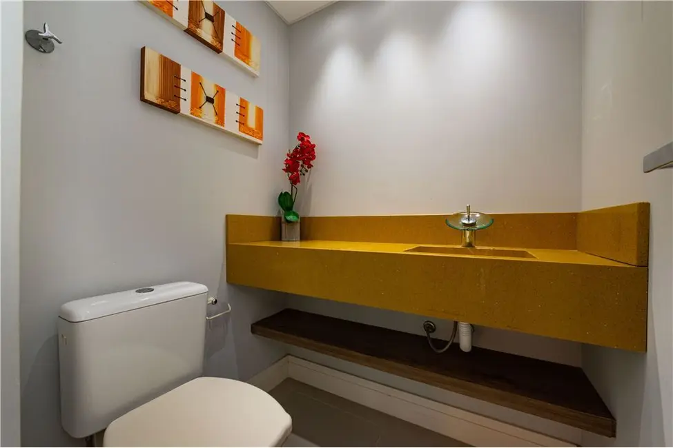 Apartamento com 4 quartos à venda, 168m2 em Centro, Balneario Camboriu - SC - imagem 5 Foto 5 de Apartamento com 4 quartos à venda, 168m2 em Centro, Balneario Camboriu - SC