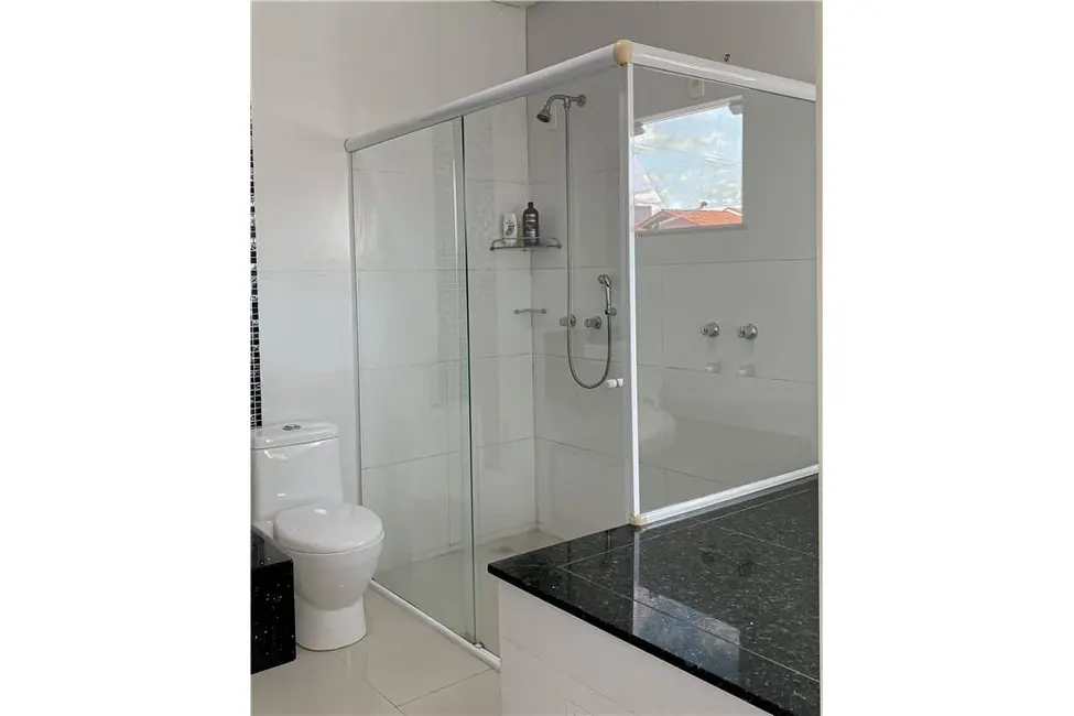 Casa com 4 quartos à venda, 284m2 em Centro, Balneario Camboriu - SC - imagem 6 Foto 6 de Casa com 4 quartos à venda, 284m2 em Centro, Balneario Camboriu - SC