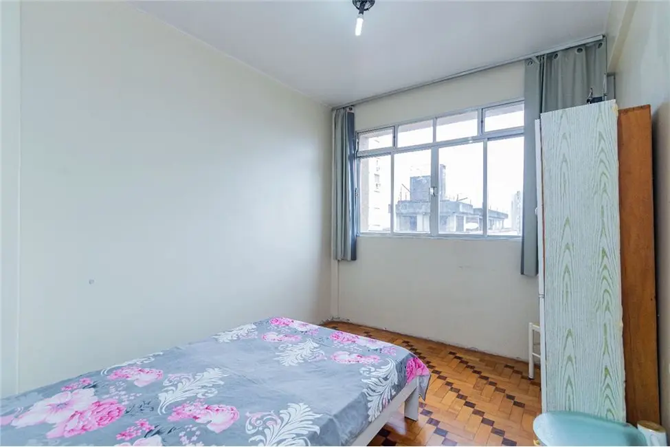 Apartamento com 3 quartos à venda, 93m2 em Centro Histórico, Porto Alegre - RS - imagem 6 Foto 6 de Apartamento com 3 quartos à venda, 93m2 em Centro Histórico, Porto Alegre - RS