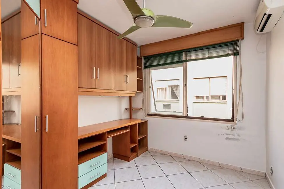 Foto 6 de Apartamento com 2 quartos à venda, 65m2 em Teresópolis, Porto Alegre - RS