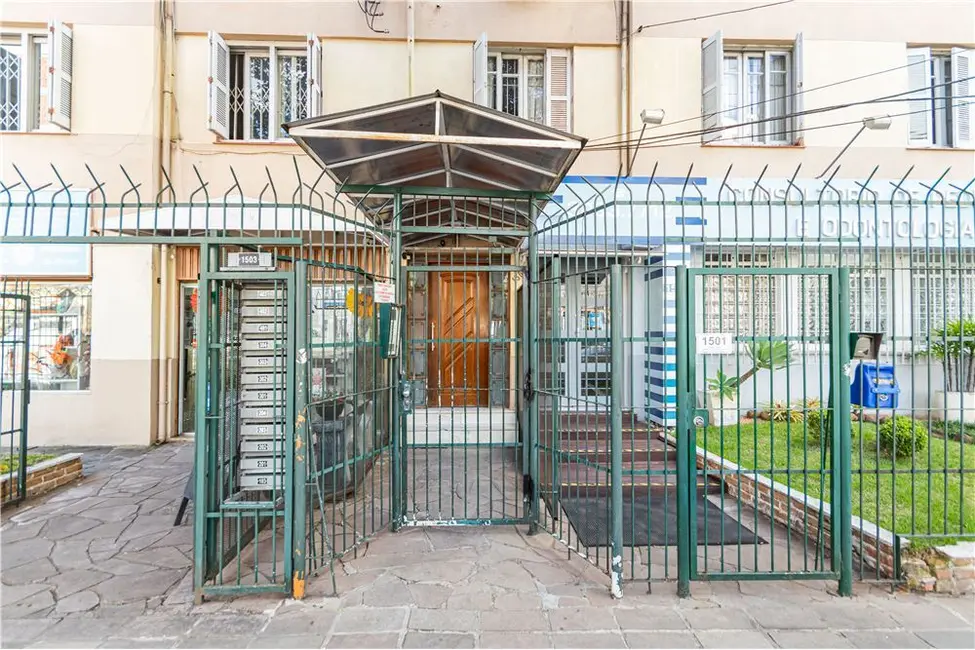 Apartamento com 3 quartos à venda, 81m2 em Menino Deus, Porto Alegre - RS - imagem 5 Foto 5 de Apartamento com 3 quartos à venda, 81m2 em Menino Deus, Porto Alegre - RS