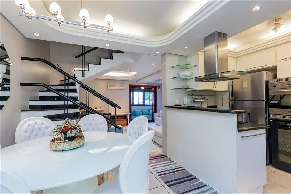 Foto 3 de Casa com 3 quartos à venda, 171m2 em Tristeza, Porto Alegre - RS