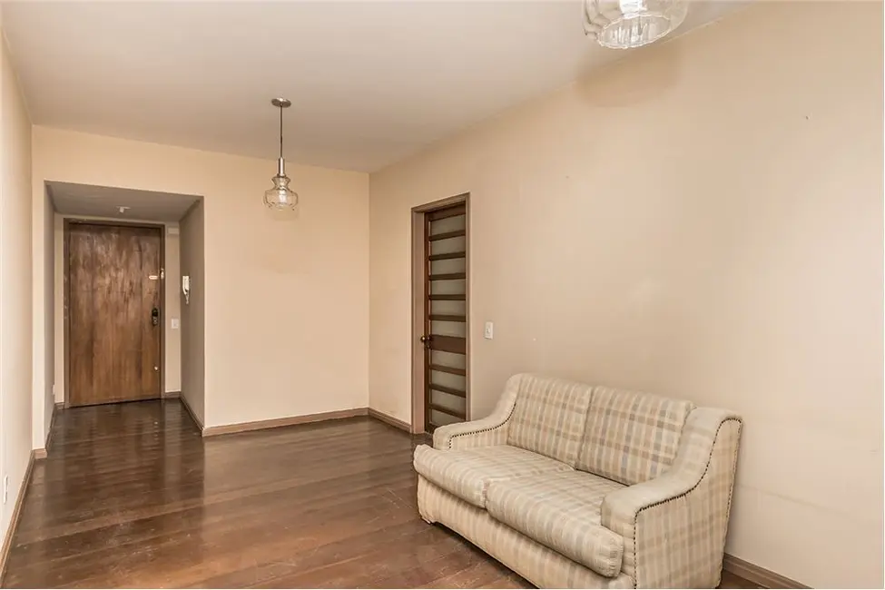 Apartamento com 3 quartos à venda, 88m2 em Menino Deus, Porto Alegre - RS - imagem 5 Foto 5 de Apartamento com 3 quartos à venda, 88m2 em Menino Deus, Porto Alegre - RS