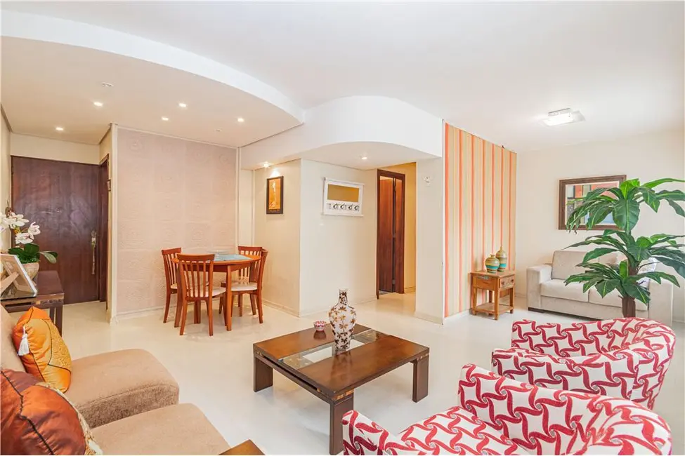 Apartamento com 3 quartos à venda, 83m2 em Menino Deus, Porto Alegre - RS - imagem 4 Foto 4 de Apartamento com 3 quartos à venda, 83m2 em Menino Deus, Porto Alegre - RS