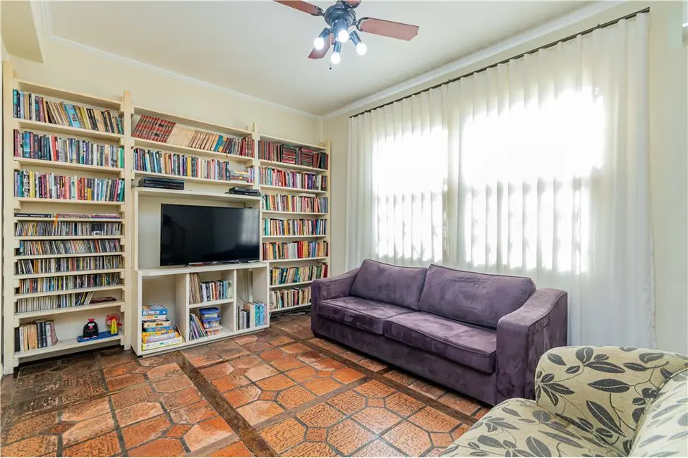 Casa com 4 quartos à venda, 360m2 em Menino Deus, Porto Alegre - RS - imagem 7 Foto 7 de Casa com 4 quartos à venda, 360m2 em Menino Deus, Porto Alegre - RS