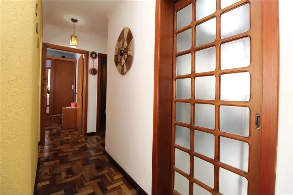 Apartamento com 2 quartos à venda, 67m2 em Menino Deus, Porto Alegre - RS - imagem 6 Foto 6 de Apartamento com 2 quartos à venda, 67m2 em Menino Deus, Porto Alegre - RS