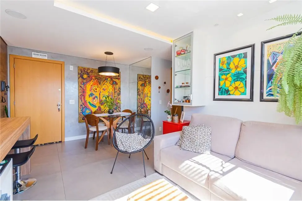 Apartamento com 2 quartos à venda, 56m2 em Menino Deus, Porto Alegre - RS - imagem 4 Foto 4 de Apartamento com 2 quartos à venda, 56m2 em Menino Deus, Porto Alegre - RS