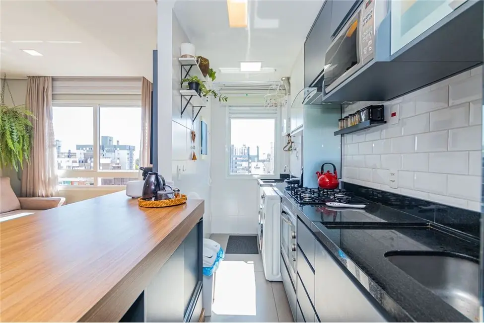 Apartamento com 2 quartos à venda, 56m2 em Menino Deus, Porto Alegre - RS - imagem 8 Foto 8 de Apartamento com 2 quartos à venda, 56m2 em Menino Deus, Porto Alegre - RS
