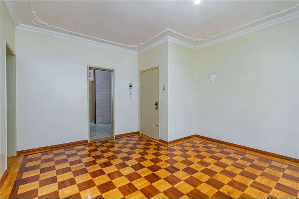 Apartamento com 2 quartos à venda, 85m2 em Menino Deus, Porto Alegre - RS - imagem 4 Foto 4 de Apartamento com 2 quartos à venda, 85m2 em Menino Deus, Porto Alegre - RS