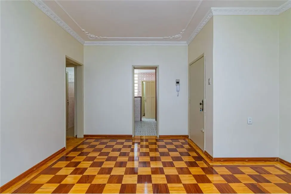 Apartamento com 2 quartos à venda, 85m2 em Menino Deus, Porto Alegre - RS - imagem 5 Foto 5 de Apartamento com 2 quartos à venda, 85m2 em Menino Deus, Porto Alegre - RS