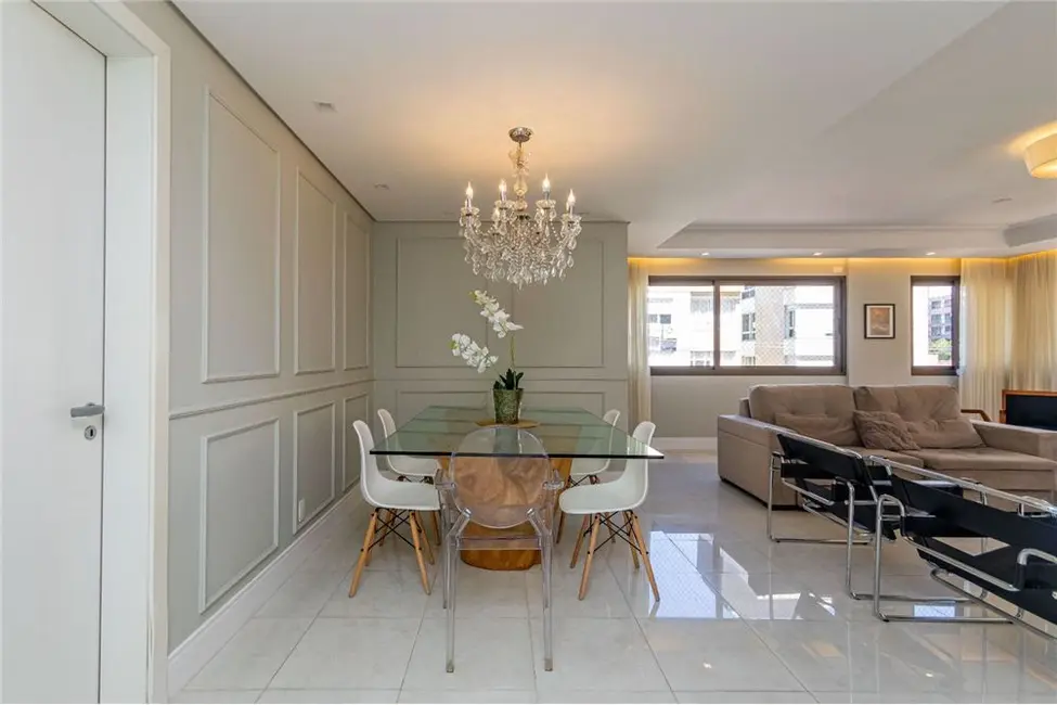 Apartamento com 3 quartos à venda, 131m2 em Menino Deus, Porto Alegre - RS - imagem 5 Foto 5 de Apartamento com 3 quartos à venda, 131m2 em Menino Deus, Porto Alegre - RS