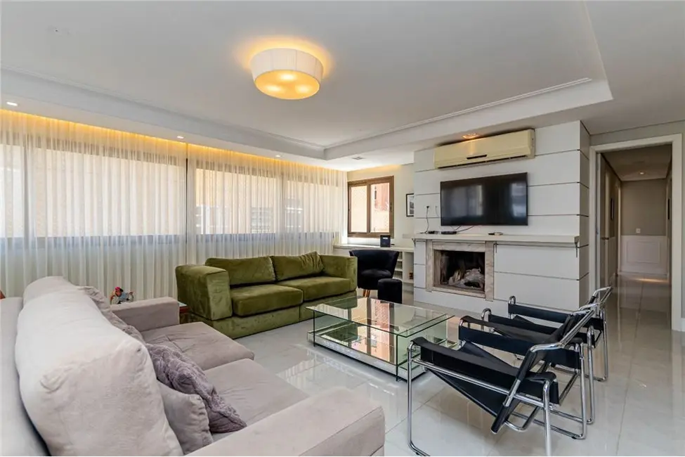 Apartamento com 3 quartos à venda, 131m2 em Menino Deus, Porto Alegre - RS - imagem 3 Foto 3 de Apartamento com 3 quartos à venda, 131m2 em Menino Deus, Porto Alegre - RS