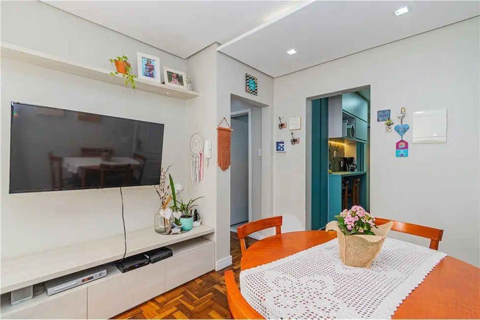 Apartamento com 2 quartos à venda, 60m2 em Menino Deus, Porto Alegre - RS - imagem 3 Foto 3 de Apartamento com 2 quartos à venda, 60m2 em Menino Deus, Porto Alegre - RS