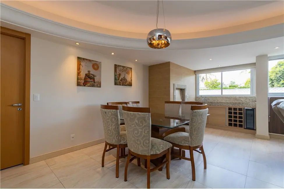 Apartamento com 3 quartos à venda, 120m2 em Menino Deus, Porto Alegre - RS - imagem 5 Foto 5 de Apartamento com 3 quartos à venda, 120m2 em Menino Deus, Porto Alegre - RS