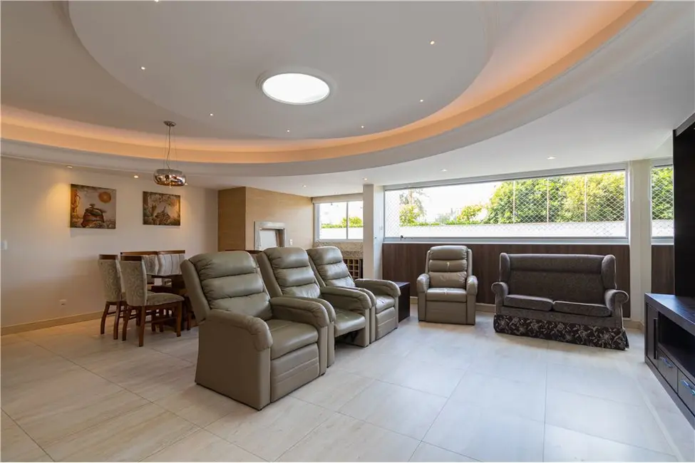 Apartamento com 3 quartos à venda, 120m2 em Menino Deus, Porto Alegre - RS - imagem 3 Foto 3 de Apartamento com 3 quartos à venda, 120m2 em Menino Deus, Porto Alegre - RS