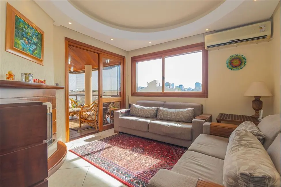 Apartamento com 3 quartos à venda, 157m2 em Menino Deus, Porto Alegre - RS - imagem 2 Foto 2 de Apartamento com 3 quartos à venda, 157m2 em Menino Deus, Porto Alegre - RS