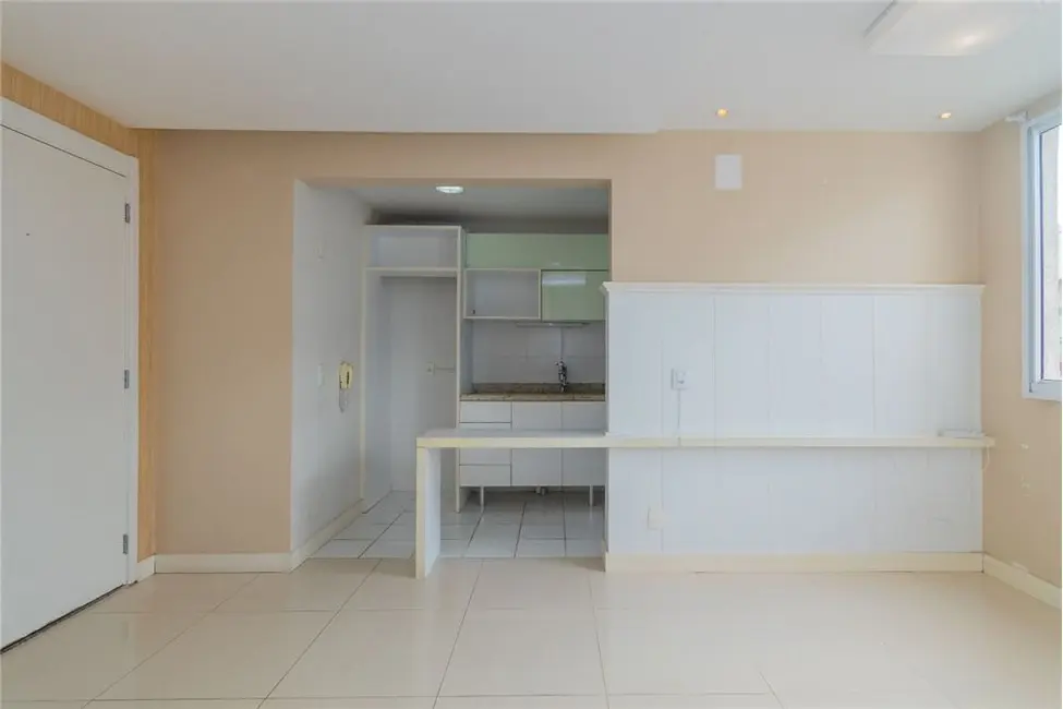 Foto 4 de Apartamento com 2 quartos à venda, 48m2 em Jardim Itu, Porto Alegre - RS