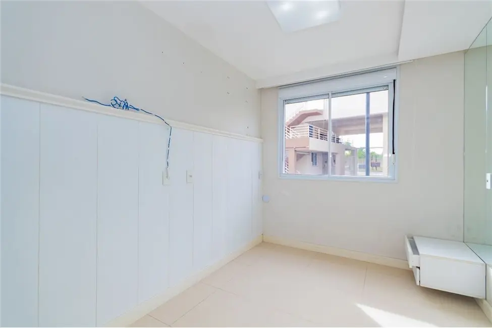 Foto 9 de Apartamento com 2 quartos à venda, 48m2 em Jardim Itu, Porto Alegre - RS