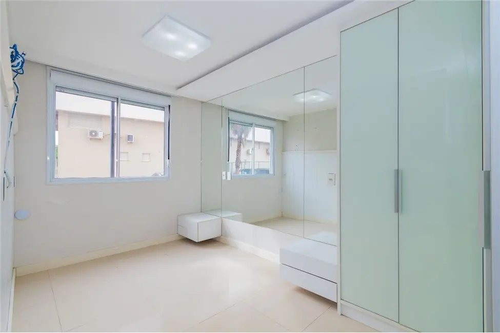Foto 7 de Apartamento com 2 quartos à venda, 48m2 em Jardim Itu, Porto Alegre - RS