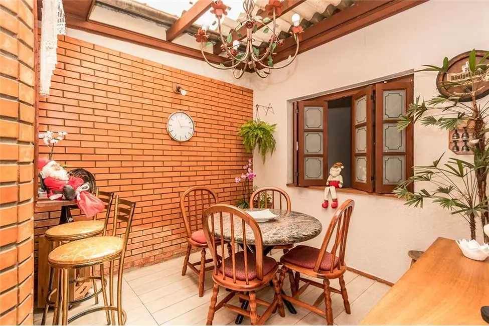 Apartamento com 3 quartos à venda, 109m2 em Petrópolis, Porto Alegre - RS - imagem 7 Foto 7 de Apartamento com 3 quartos à venda, 109m2 em Petrópolis, Porto Alegre - RS
