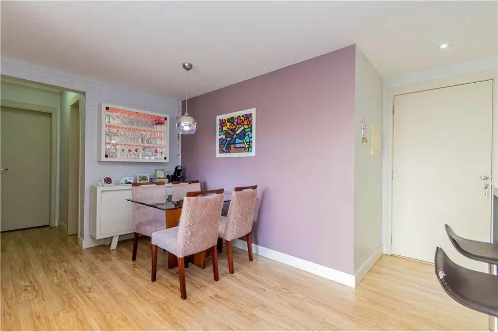 Apartamento com 2 quartos à venda, 64m2 em Jardim Carvalho, Porto Alegre - RS - imagem 6 Foto 6 de Apartamento com 2 quartos à venda, 64m2 em Jardim Carvalho, Porto Alegre - RS