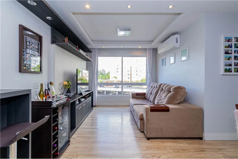 Apartamento com 2 quartos à venda, 64m2 em Jardim Carvalho, Porto Alegre - RS - imagem 3 Foto 3 de Apartamento com 2 quartos à venda, 64m2 em Jardim Carvalho, Porto Alegre - RS