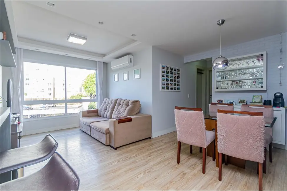 Apartamento com 2 quartos à venda, 64m2 em Jardim Carvalho, Porto Alegre - RS - imagem 2 Foto 2 de Apartamento com 2 quartos à venda, 64m2 em Jardim Carvalho, Porto Alegre - RS