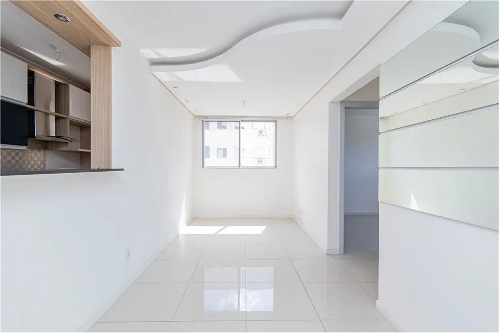 Apartamento com 2 quartos à venda, 49m2 em Jardim Itu, Porto Alegre - RS - imagem 3 Foto 3 de Apartamento com 2 quartos à venda, 49m2 em Jardim Itu, Porto Alegre - RS