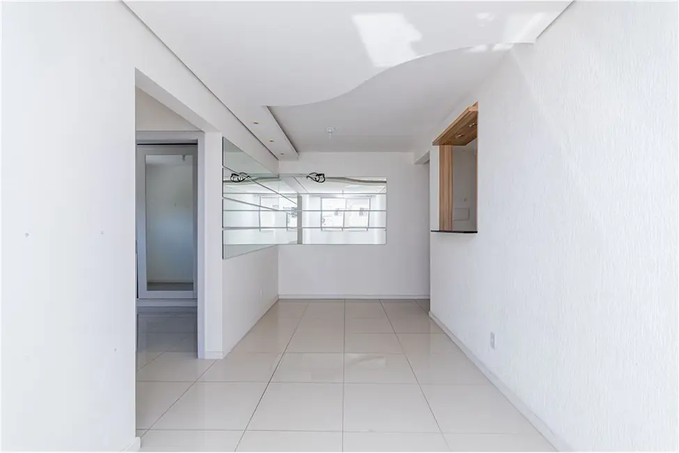 Apartamento com 2 quartos à venda, 49m2 em Jardim Itu, Porto Alegre - RS - imagem 4 Foto 4 de Apartamento com 2 quartos à venda, 49m2 em Jardim Itu, Porto Alegre - RS