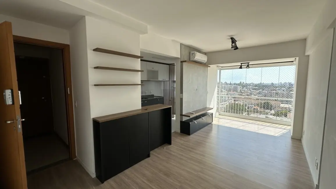 Apartamento com 3 quartos à venda, 72m2 em Santa Maria Goretti, Porto Alegre - RS - imagem 1 Foto 1 de Apartamento com 3 quartos à venda, 72m2 em Santa Maria Goretti, Porto Alegre - RS