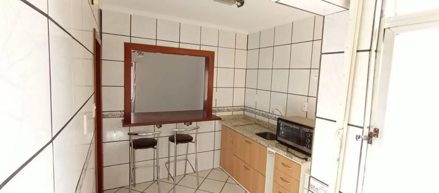 Foto 4 de Apartamento com 2 quartos à venda, 51m2 em São Sebastião, Porto Alegre - RS