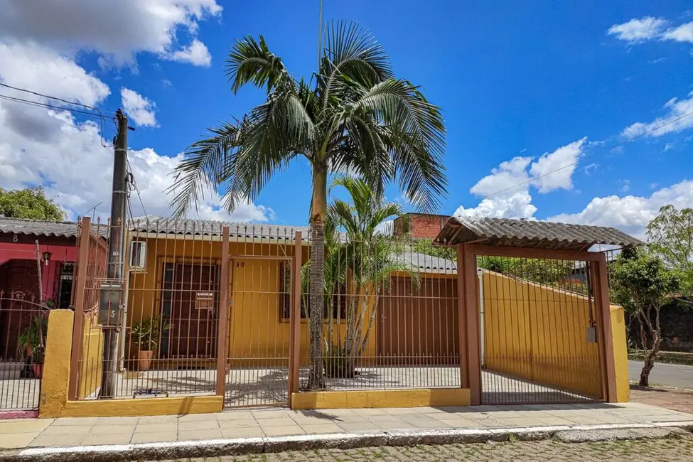 Foto 1 de Casa com 2 quartos à venda, 94m2 em Rubem Berta, Porto Alegre - RS