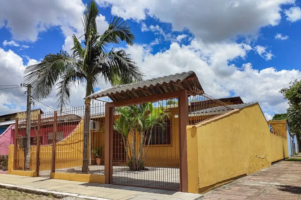 Foto 2 de Casa com 2 quartos à venda, 94m2 em Rubem Berta, Porto Alegre - RS