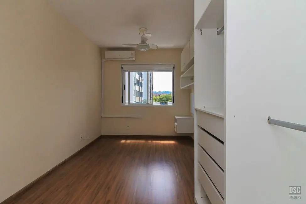 Foto 3 de Apartamento com 2 quartos à venda, 56m2 em Tristeza, Porto Alegre - RS