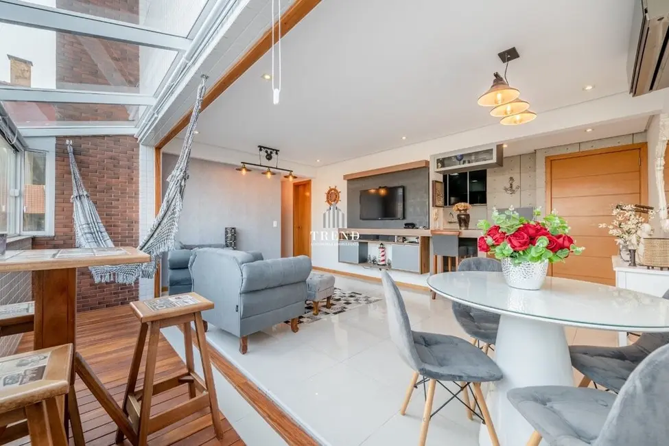 Foto 3 de Apartamento com 2 quartos à venda, 70m2 em Santana, Porto Alegre - RS