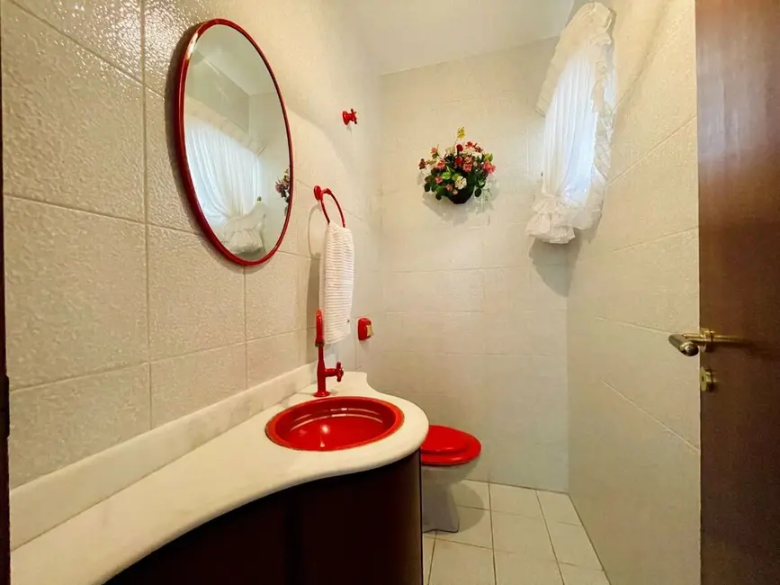 Casa de Condomínio com 3 quartos à venda, 298m2 em Velha, Blumenau - SC - imagem 7 Foto 7 de Casa de Condomínio com 3 quartos à venda, 298m2 em Velha, Blumenau - SC