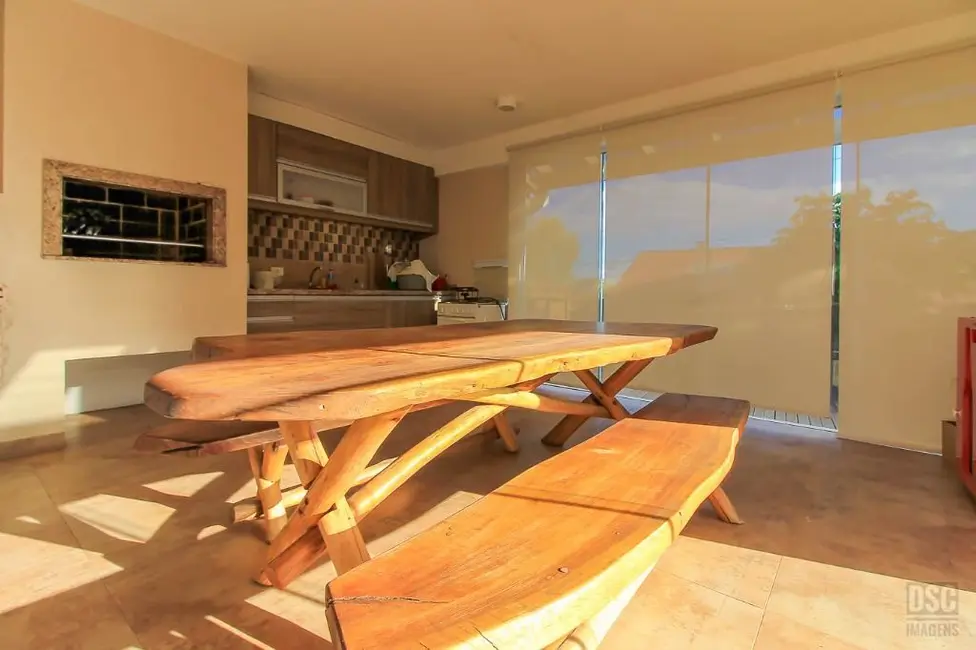 Foto 3 de Casa com 3 quartos à venda, 332m2 em Aberta dos Morros, Porto Alegre - RS