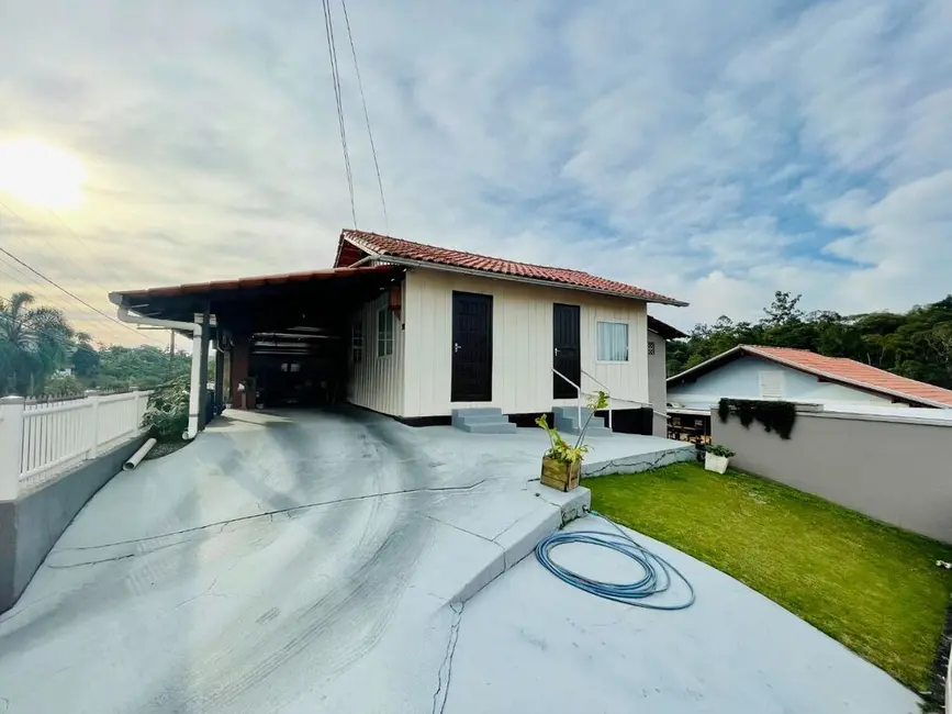 Casa com 3 quartos à venda, 110m2 em Velha, Blumenau - SC - imagem 6 Foto 6 de Casa com 3 quartos à venda, 110m2 em Velha, Blumenau - SC