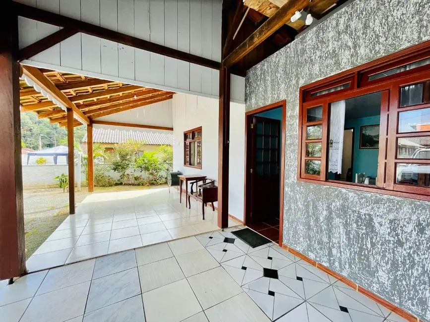 Foto 2 de Casa com 2 quartos à venda, 90m2 em Itoupava Central, Blumenau - SC