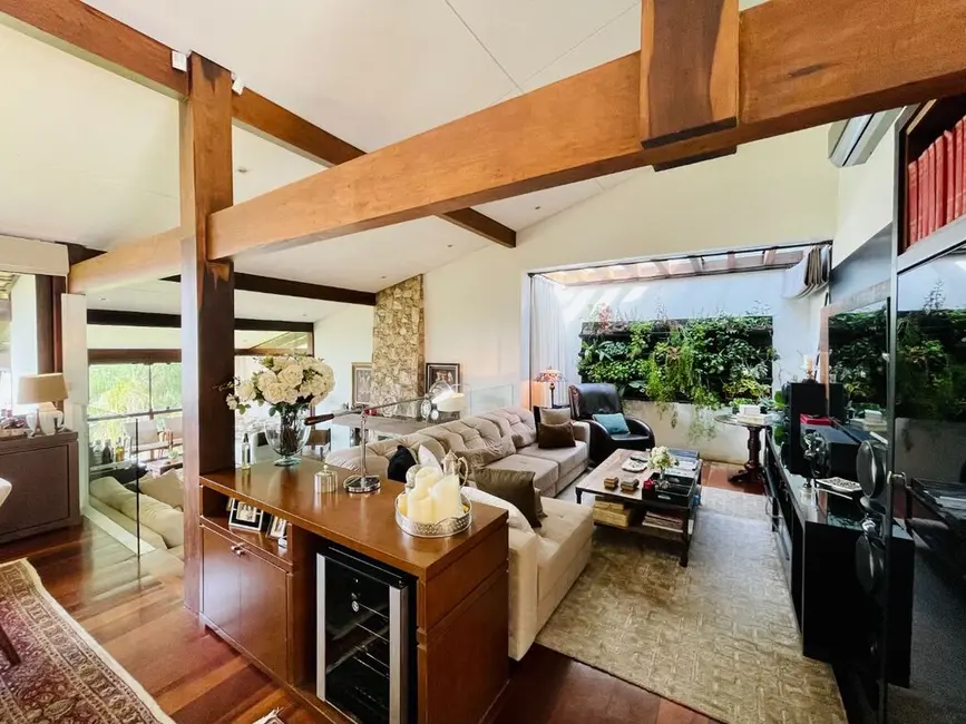 Casa com 4 quartos à venda, 350m2 em Ponta Aguda, Blumenau - SC - imagem 3 Foto 3 de Casa com 4 quartos à venda, 350m2 em Ponta Aguda, Blumenau - SC