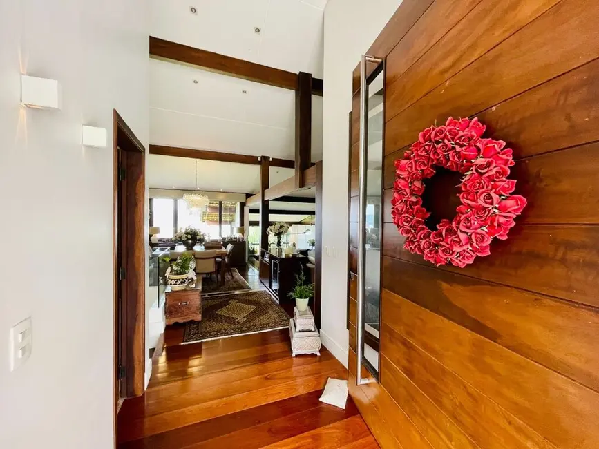 Foto 2 de Casa com 4 quartos à venda, 350m2 em Ponta Aguda, Blumenau - SC