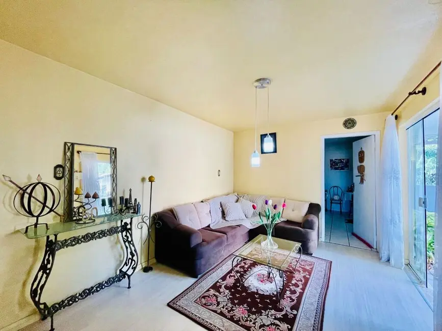 Casa com 4 quartos à venda, 155m2 em Fortaleza, Blumenau - SC - imagem 3 Foto 3 de Casa com 4 quartos à venda, 155m2 em Fortaleza, Blumenau - SC