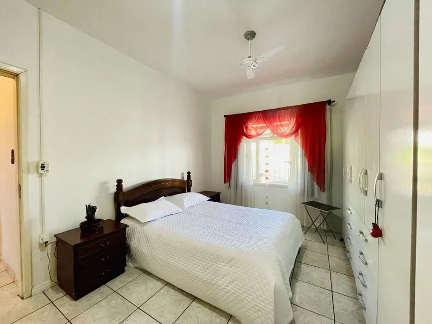 Casa com 4 quartos à venda, 155m2 em Fortaleza, Blumenau - SC - imagem 9 Foto 9 de Casa com 4 quartos à venda, 155m2 em Fortaleza, Blumenau - SC