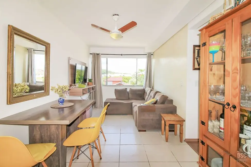 Apartamento com 2 quartos à venda, 51m2 em Hípica, Porto Alegre - RS - imagem 1 Foto 1 de Apartamento com 2 quartos à venda, 51m2 em Hípica, Porto Alegre - RS