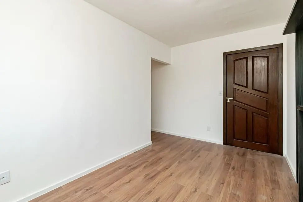 Foto 5 de Apartamento com 2 quartos à venda, 49m2 em Jardim Itu, Porto Alegre - RS