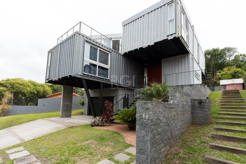 Foto 1 de Casa com 3 quartos à venda, 333m2 em Teresópolis, Porto Alegre - RS